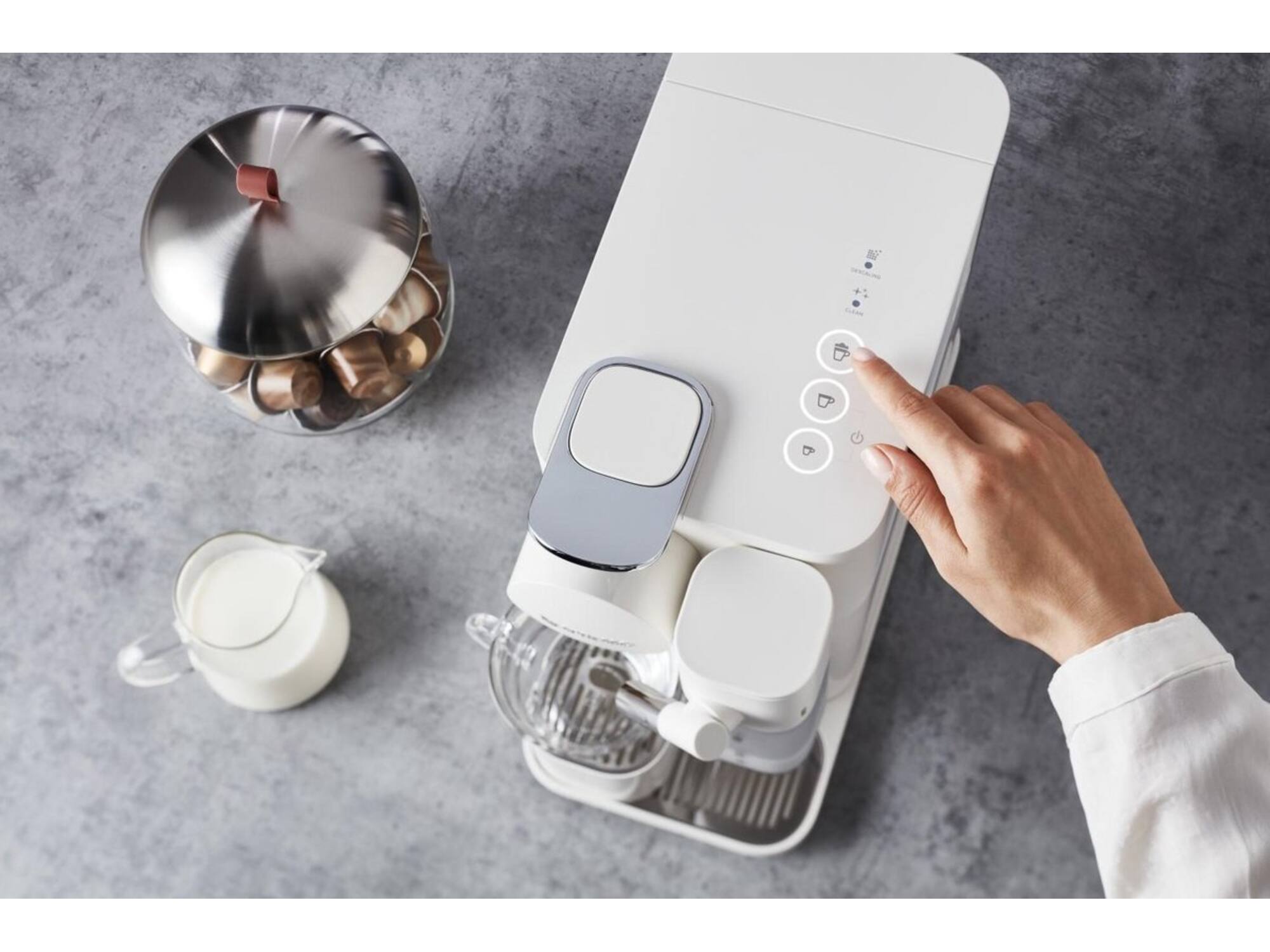 De'Longhi Nespresso Lattissima One EN510.W