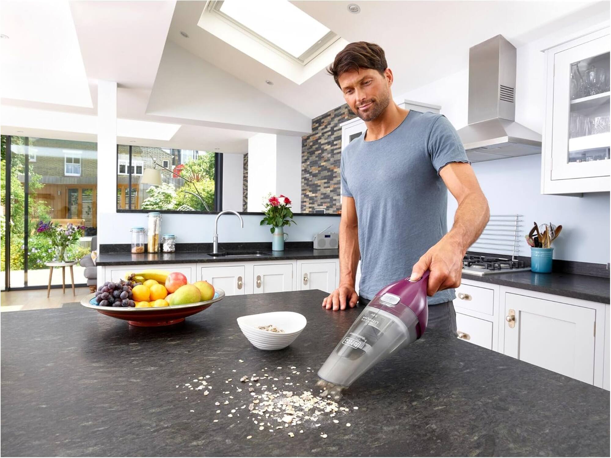 BLACK+DECKER NVC115W-QW