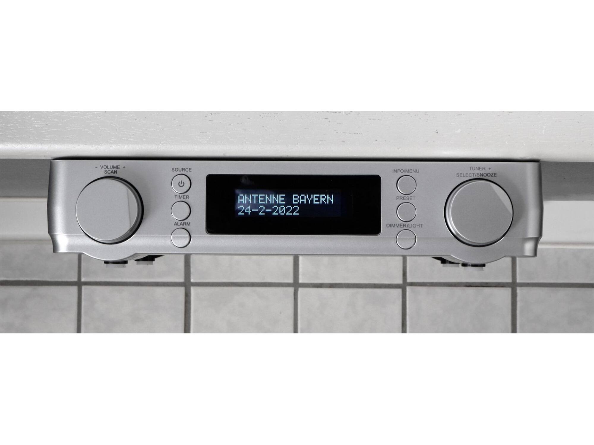 Soundmaster UR2022SI