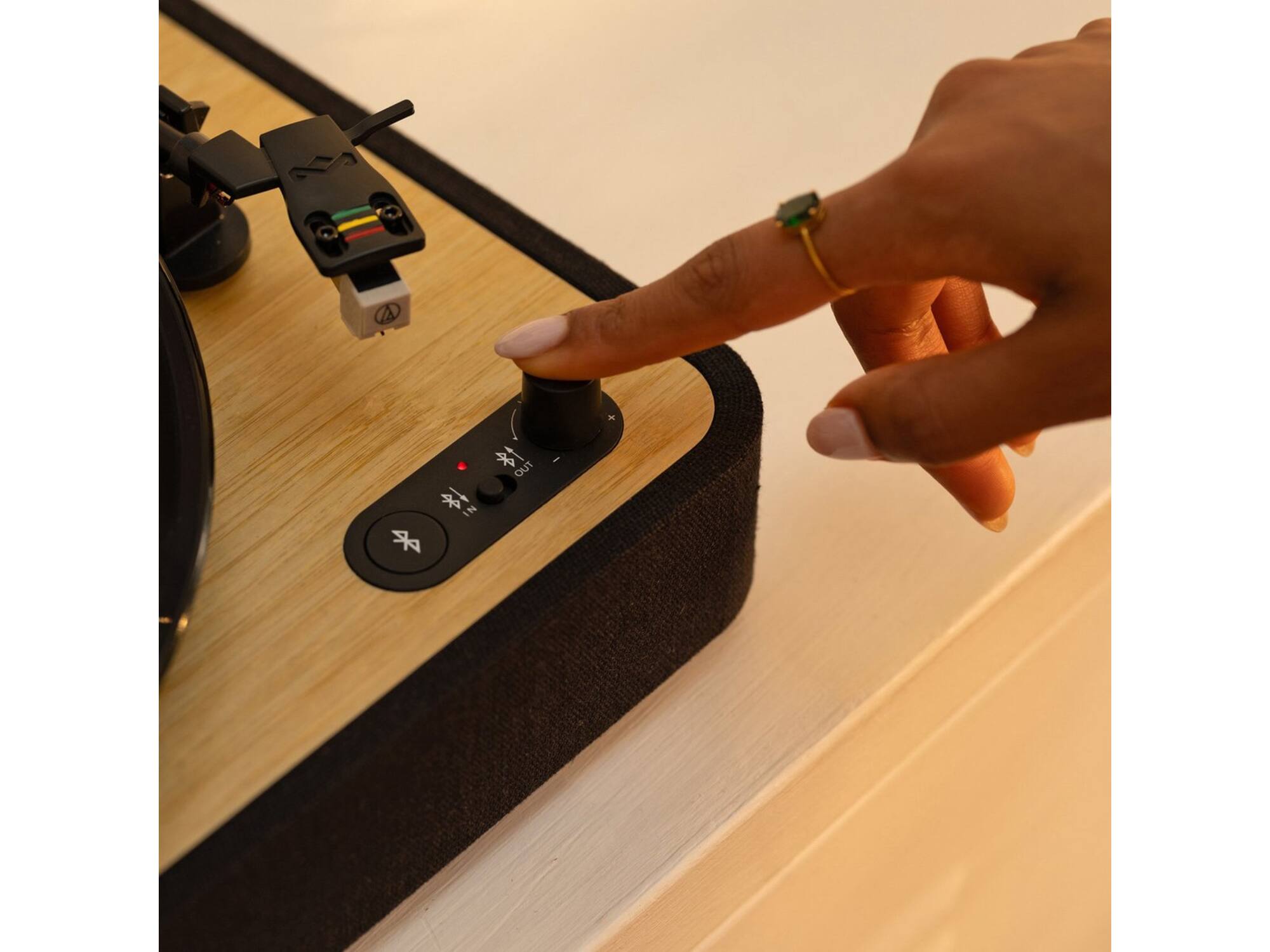 House of Marley Revolution Signature Black