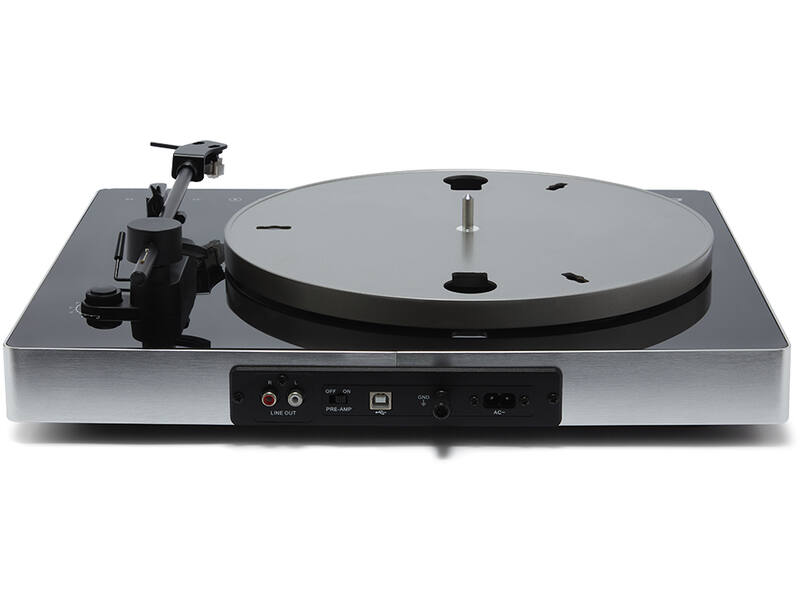Aiwa APX-680BT Zwart
