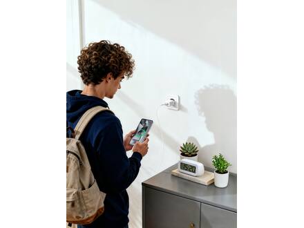 Veger snellader 45 Watt 2x USB Poort + USB-C Kabel 1,5m Nylon Wit