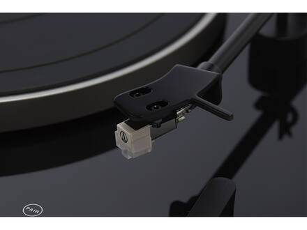 Aiwa APX-680BT Zwart