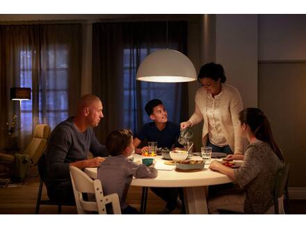 Philips LED kaarslamp E14 5,5W (40W) – Cool white