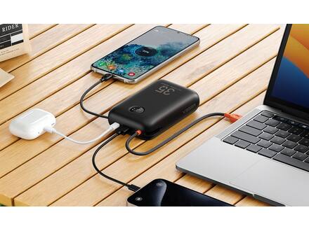 Veger K1 W1188 10.000 mAh Powerbank Zwart